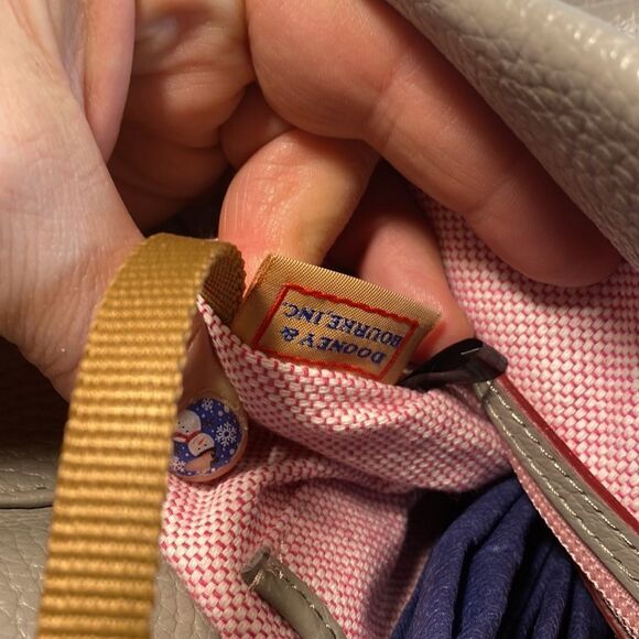 Dooney & Bourke NWT Logo Lock Shoulder Gray Bag - Picture 15 of 16